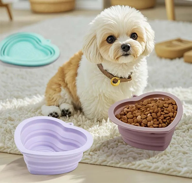 300ml Silicone Dog bowl Heart-shaped Dog Food Water Bowl Folding Outdoor Dog Feeder Dispenser Pet Supplies