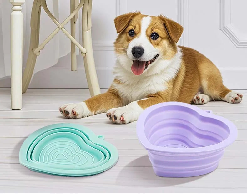 300ml Silicone Dog bowl Heart-shaped Dog Food Water Bowl Folding Outdoor Dog Feeder Dispenser Pet Supplies